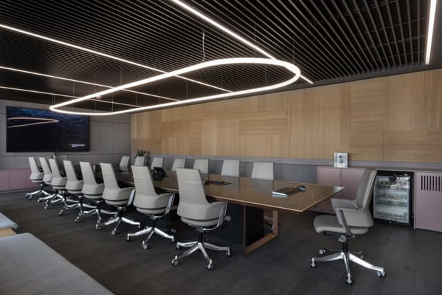 commercial-office-designs-for-a-productive-work-environment